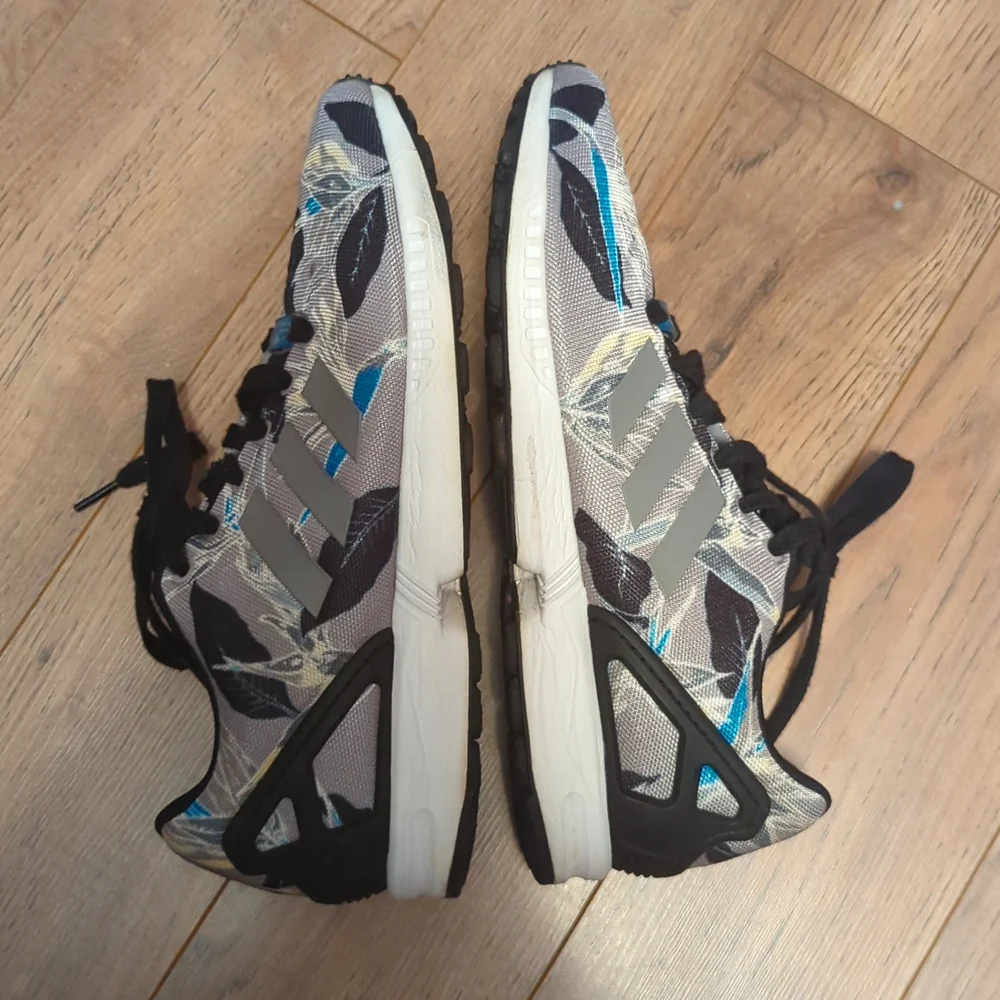 Men's size 11 Adidas Flux floral pattern - Picture 7 of 7